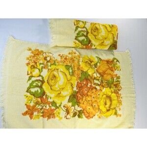 2pc Vintage  MCM Orange Olive Green Yellow FLOWER POWER DAISY Bath Towel Set